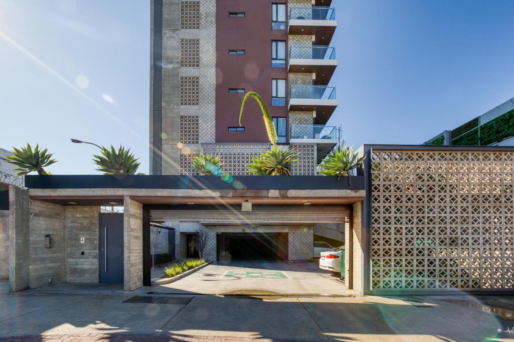 Uliv Revolucion Tijuana Aparthotel Kültér fotó